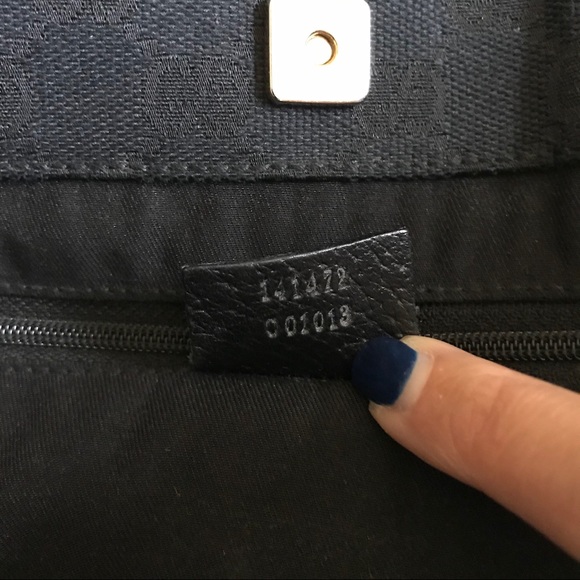 Gucci Leather Abbey Tote - Picture 6 of 8